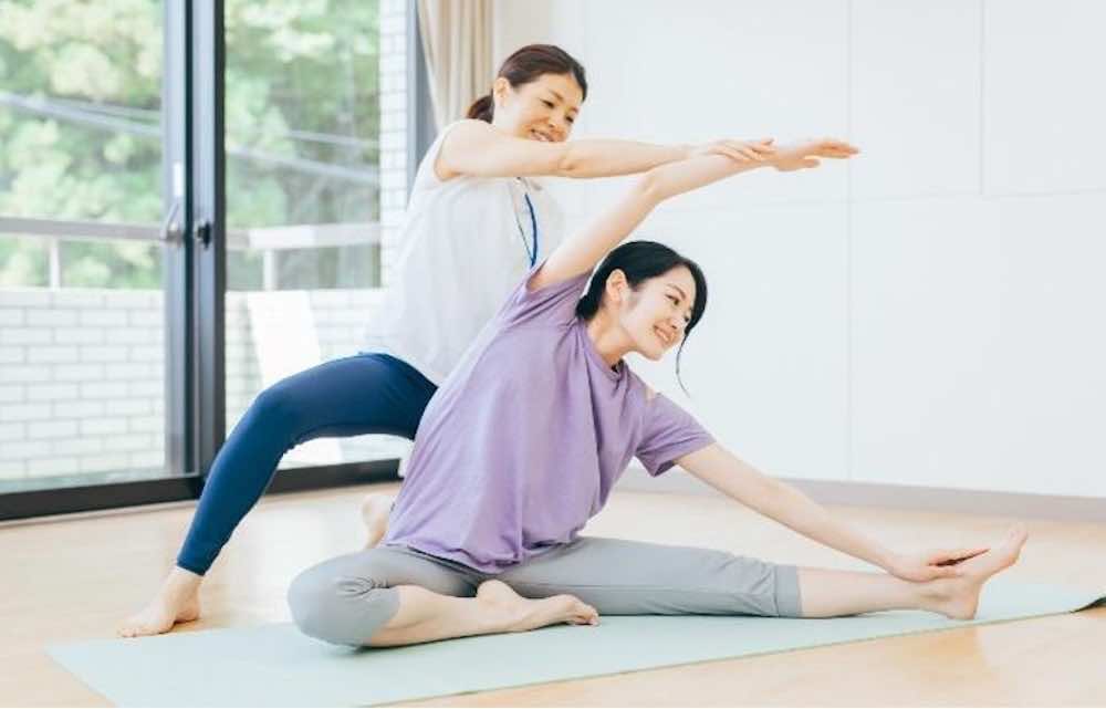 ヨガインストラクターの試験について紹介！試験内容や勉強方法は？