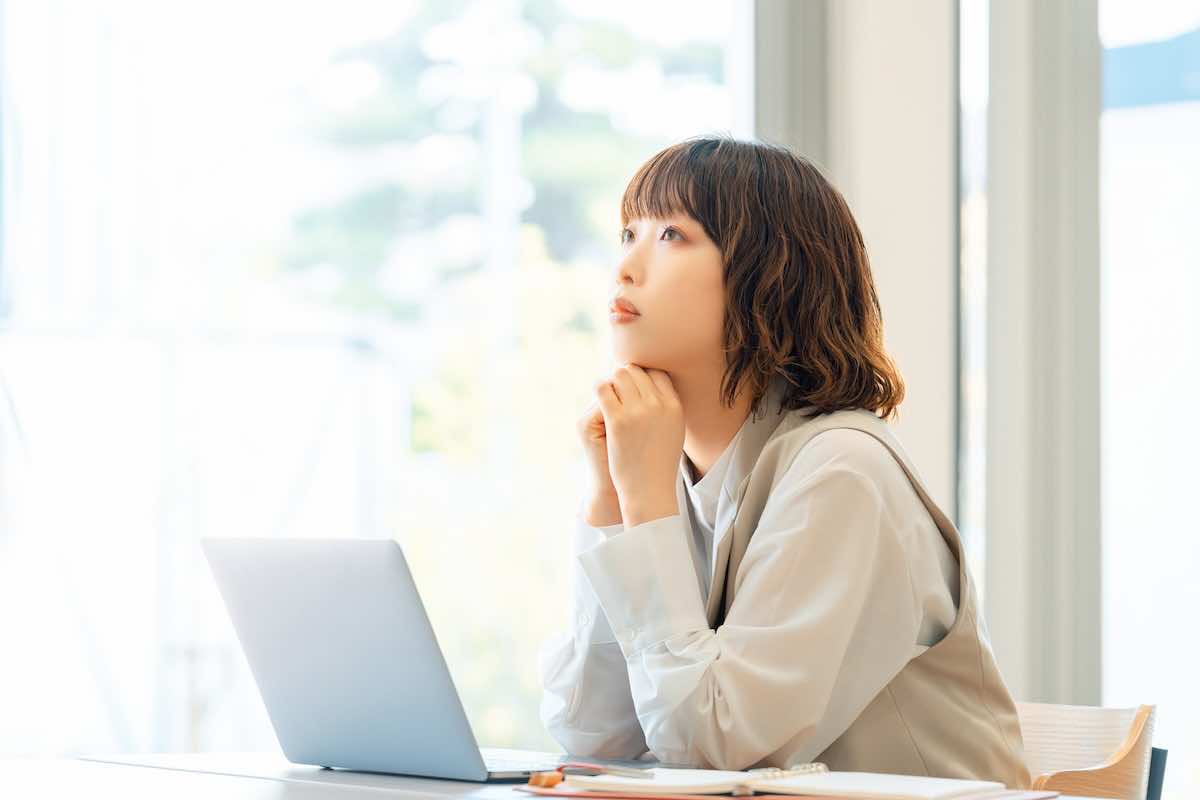 アダルトチルドレンとは？代表的な特徴と原因、治療方法まで解説！