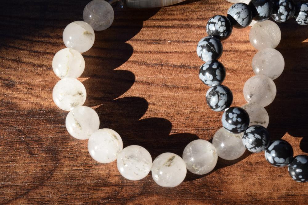 パワーストーンの処分方法は？役目が終わったサインも解説