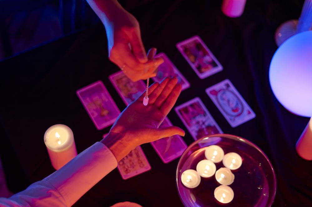 ダウジングの的中率は？信頼性・高め方・注意点まで解説