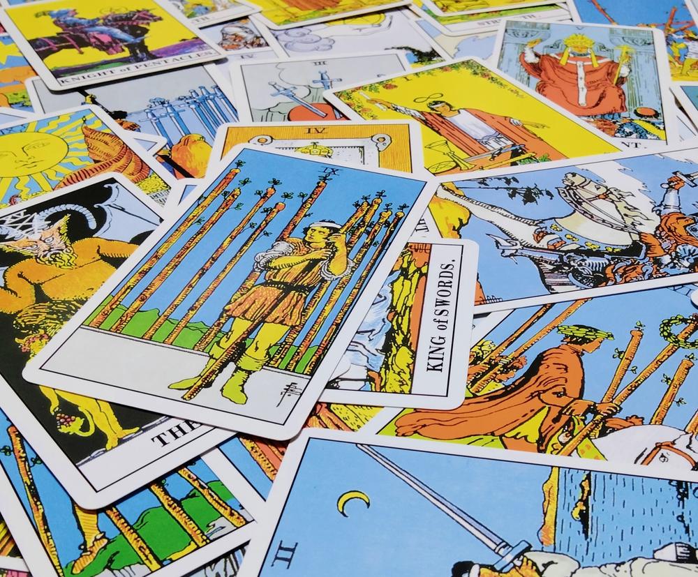 タロットとは？占いの基本的な知識